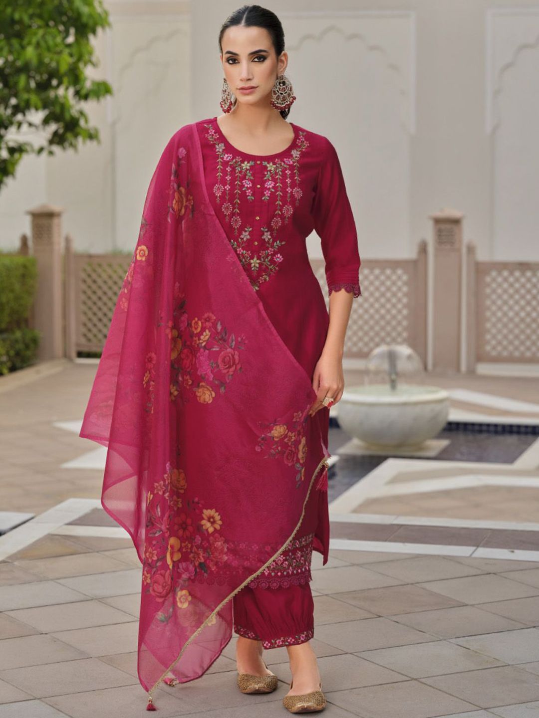 Varanga Floral Embroidered Thread Work Straight Kurta With Trousers And Dupatta