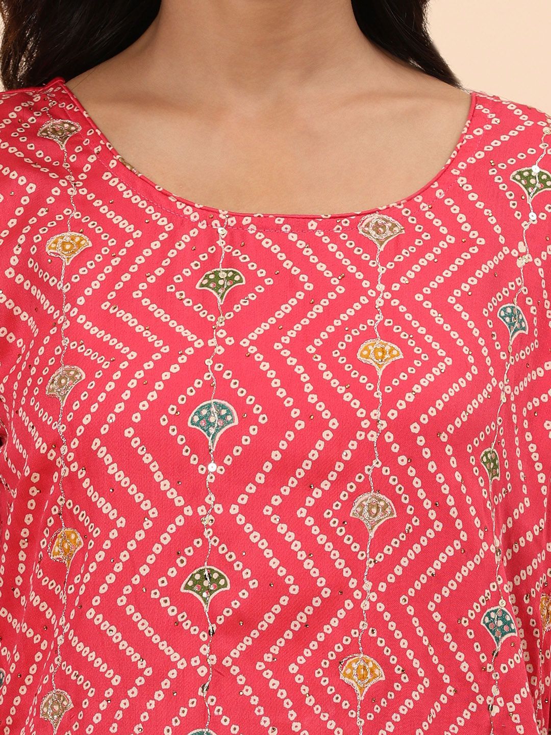 Mamicha Women Bandhani Printed Regular Sequinned Pure Cotton Kurta with Trousers & With Dupatta