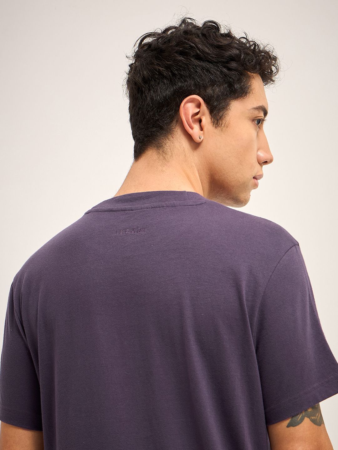 THE BEAR HOUSE Men Solid Round Neck Cotton T-shirt