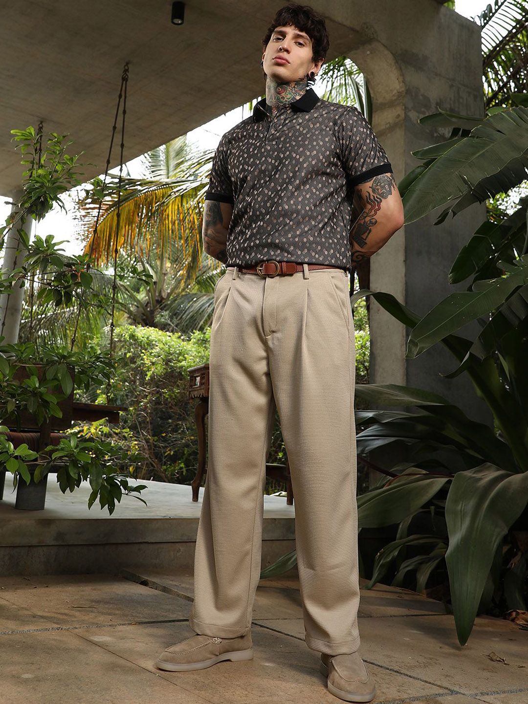 Campus Sutra Men Comfort Relaxed Fit Regular Trousers