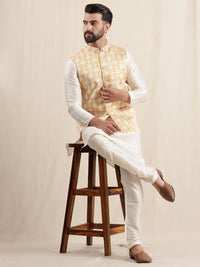 Anouk Men Solid Kurta dengan Seluar & Jaket Nehru