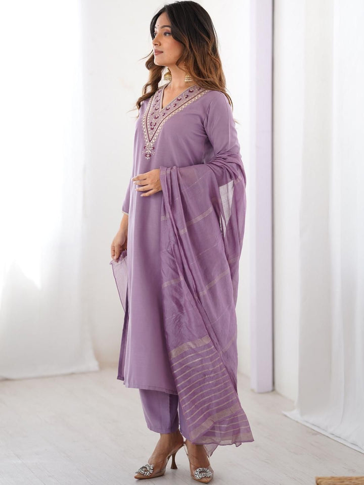 KALINI Women's Straight Kurta Pant with Dupatta Sets |Festive Wear Kurta Sets