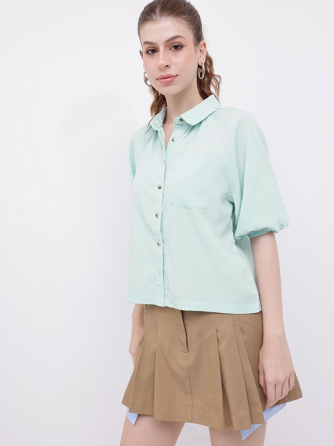 DressBerry Tranquil and Timeless Seersucker Relaxed Fit Shirt