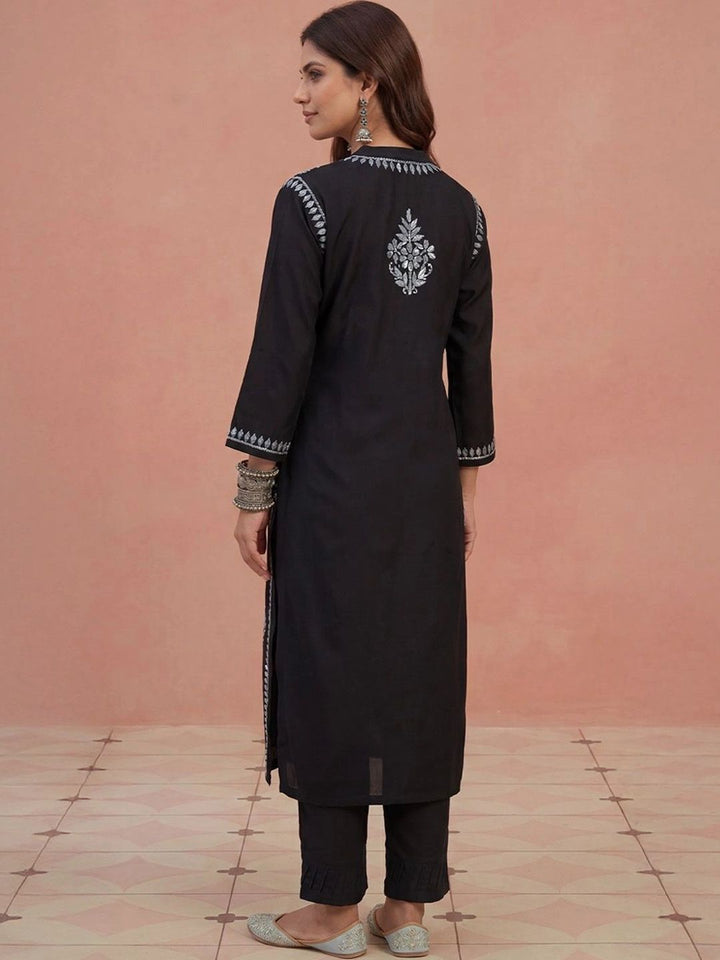 Kurta Kerja Cermin Berhias Wanita Chikankari