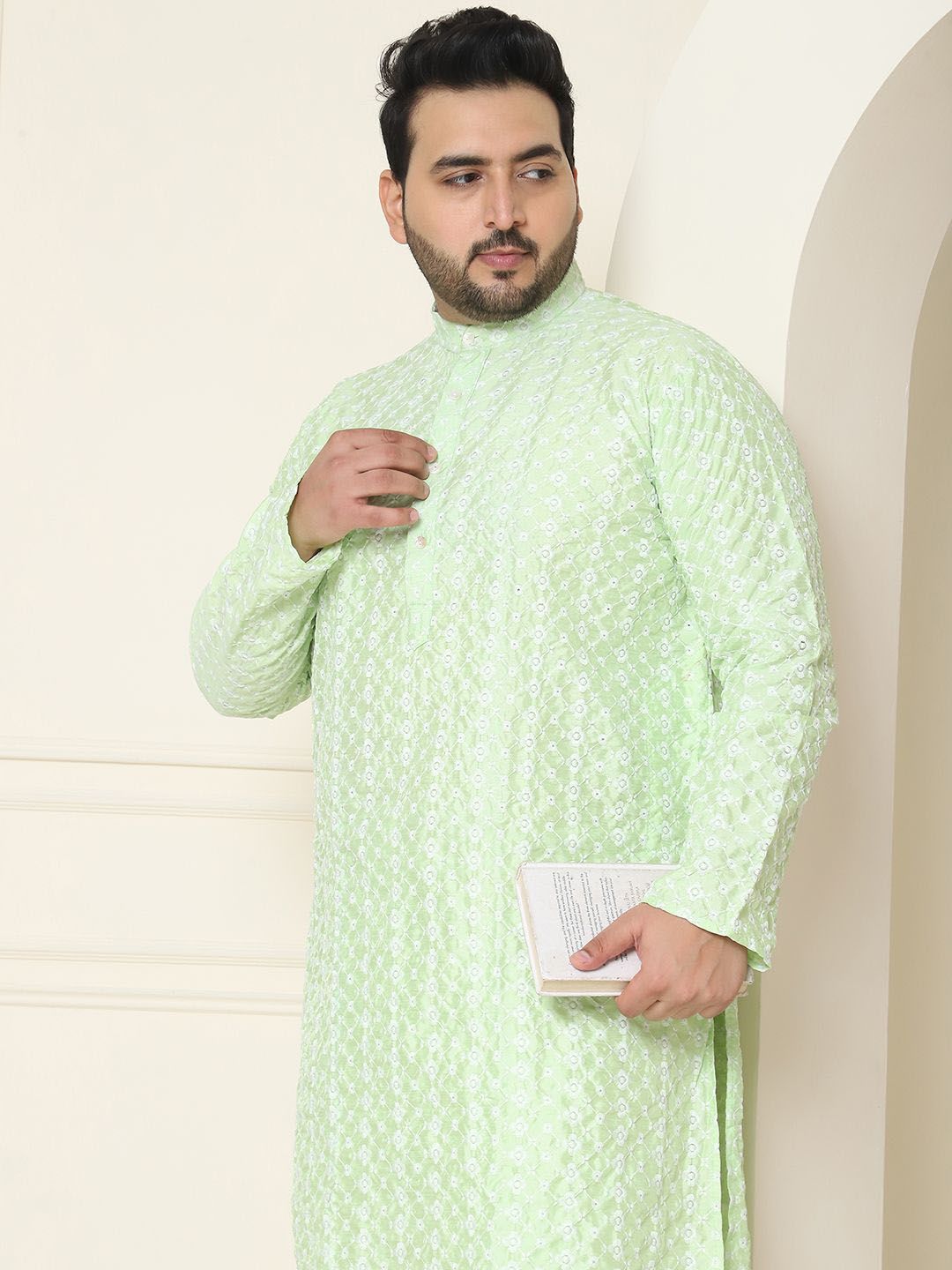 SOJANYA PLUS Floral Embroidered Thread Work Silk Cotton Straight Kurta with Pyjamas