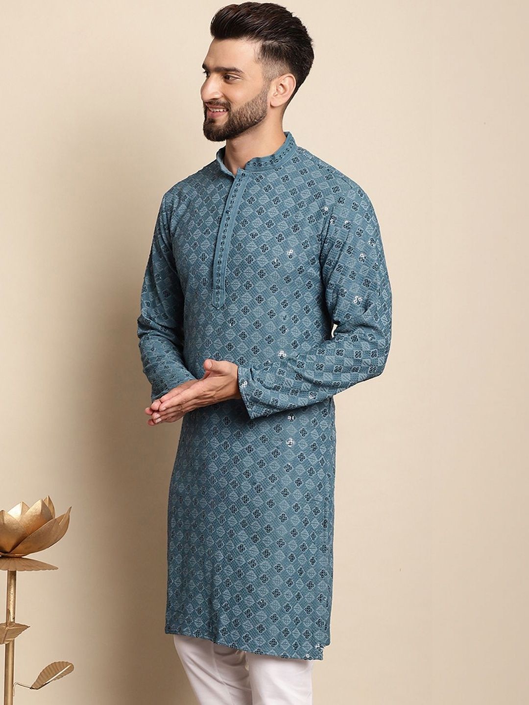 Anouk Men Embroidered Thread Work Kurta