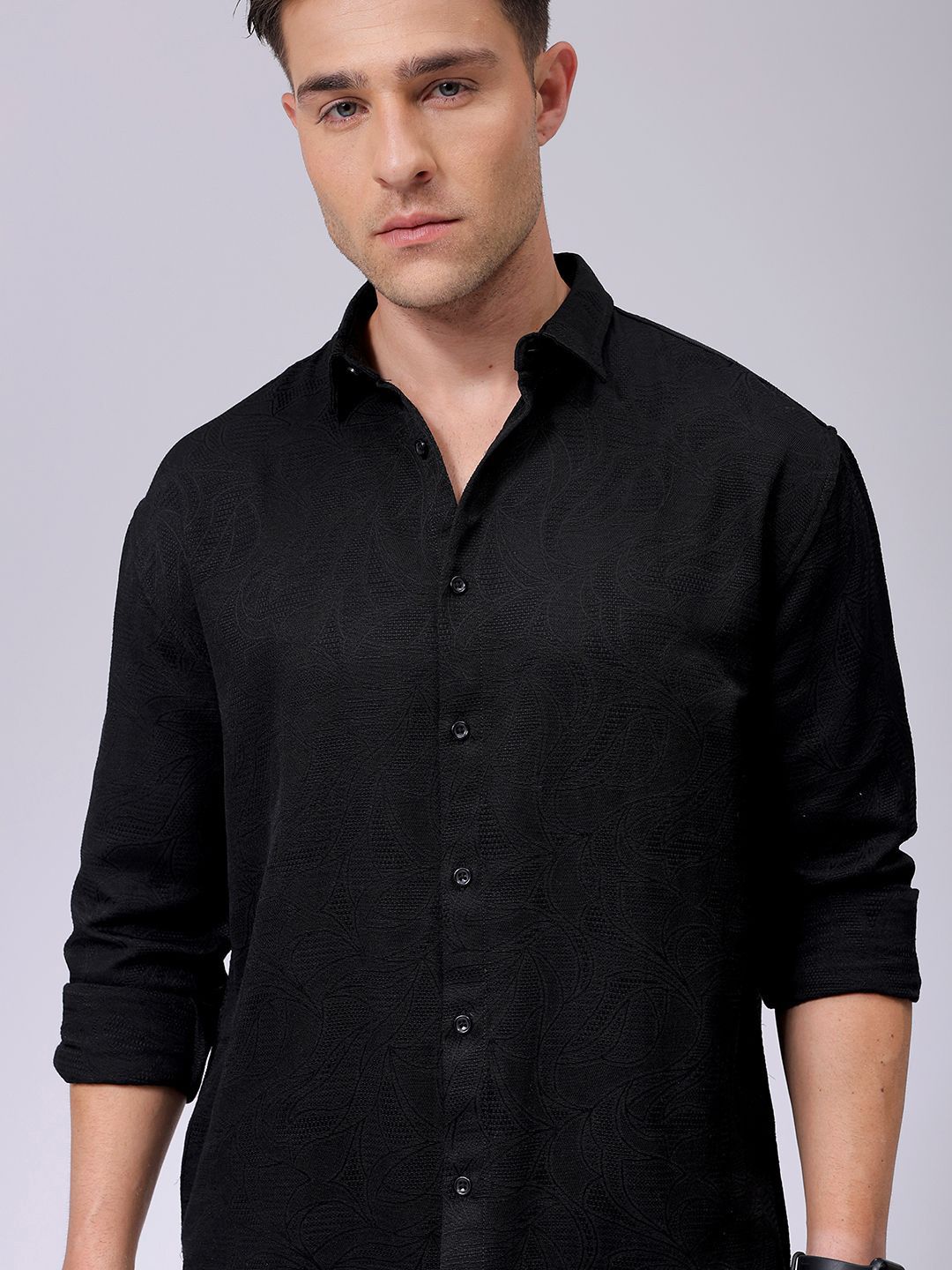 The Indian Garage Co Men Relaxed Fit Dobby Textured Resortwear Shirt