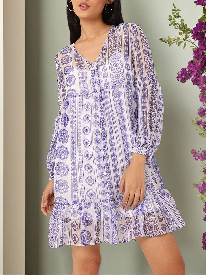 DressBerry Glamorous Chic Printed A-Line Dobby Dress With A Inner Slip