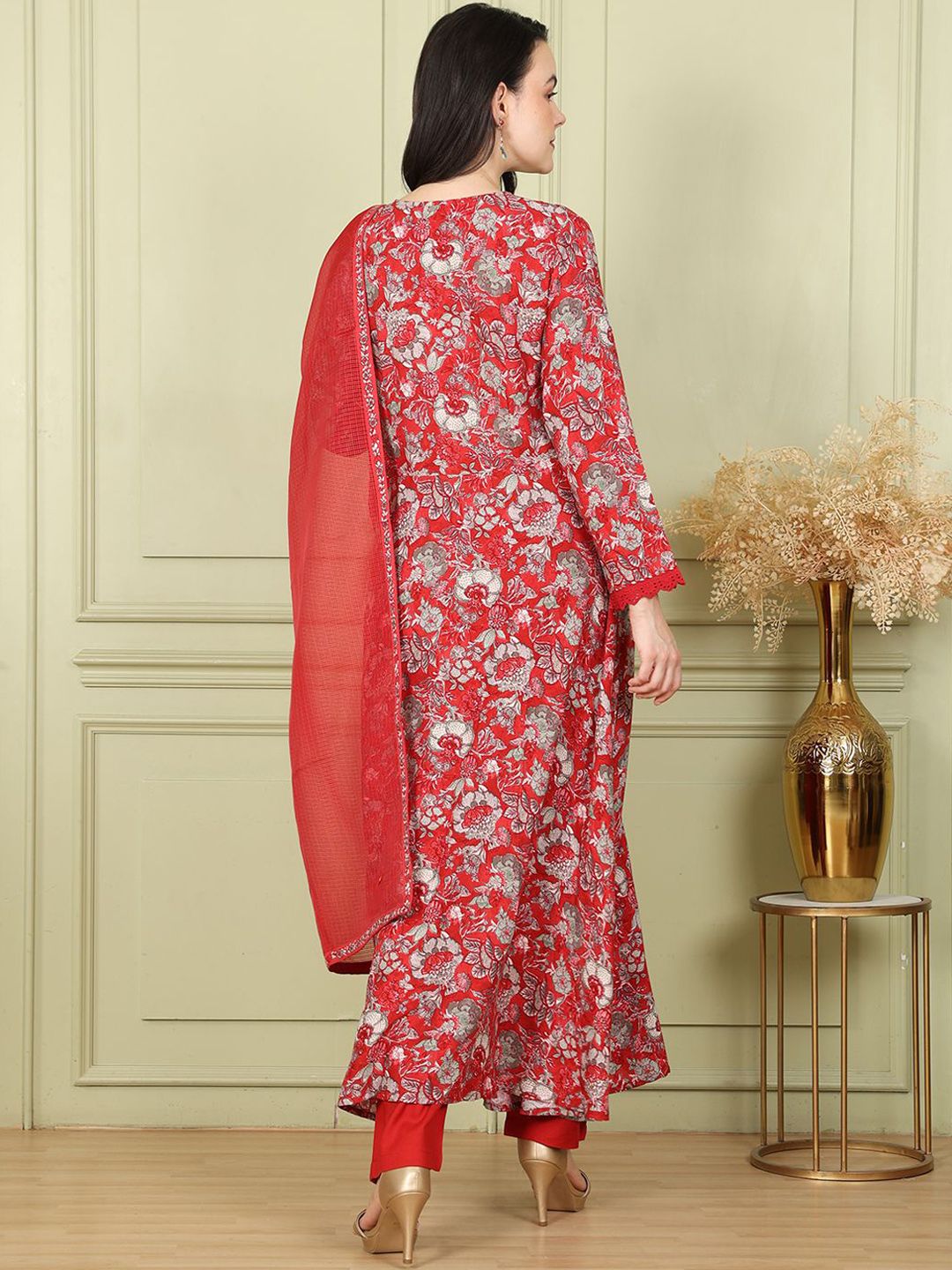 W Women Floral Printed Regular Kurta with Trousers & With Dupatta