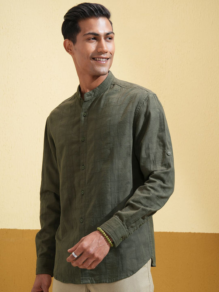 HIGHLANDER Men Relaxed Fit Mandarin Collar Checked Cotton Casual Shirt