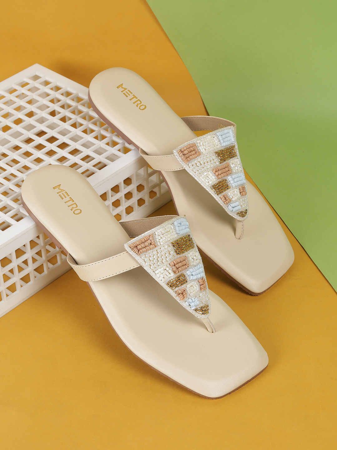 Metro Women Embellished Open Toe Flats with Bows