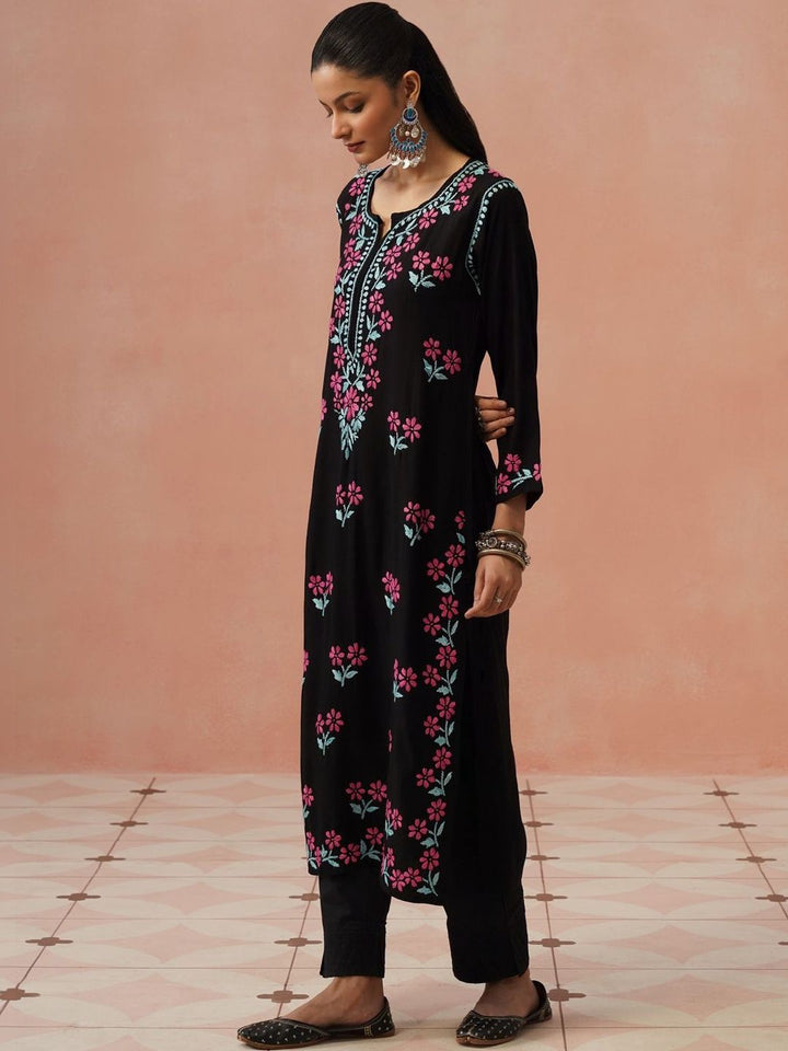 House of Chikankari Women Floral Embroidered Thread Work Kurta