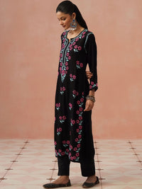 House of Chikankari Women Floral Embroidered Thread Work Kurta
