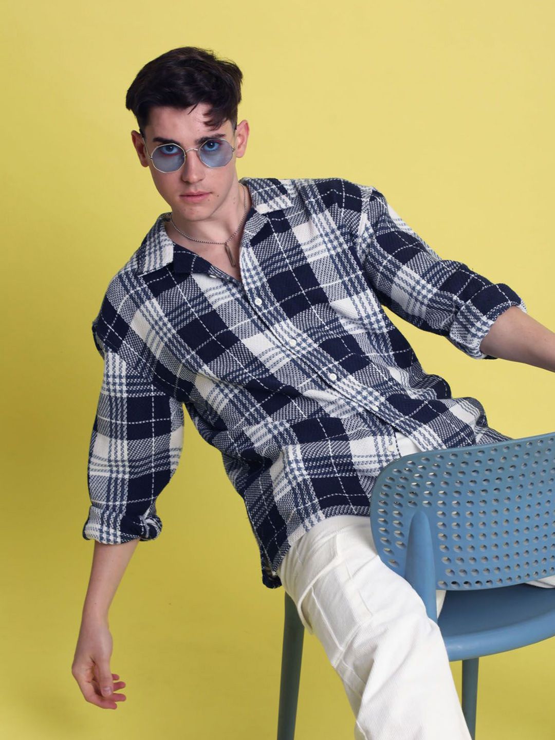 Bene Kleed Men Tartan Checked Relaxed Fit Textured Casual Shirt