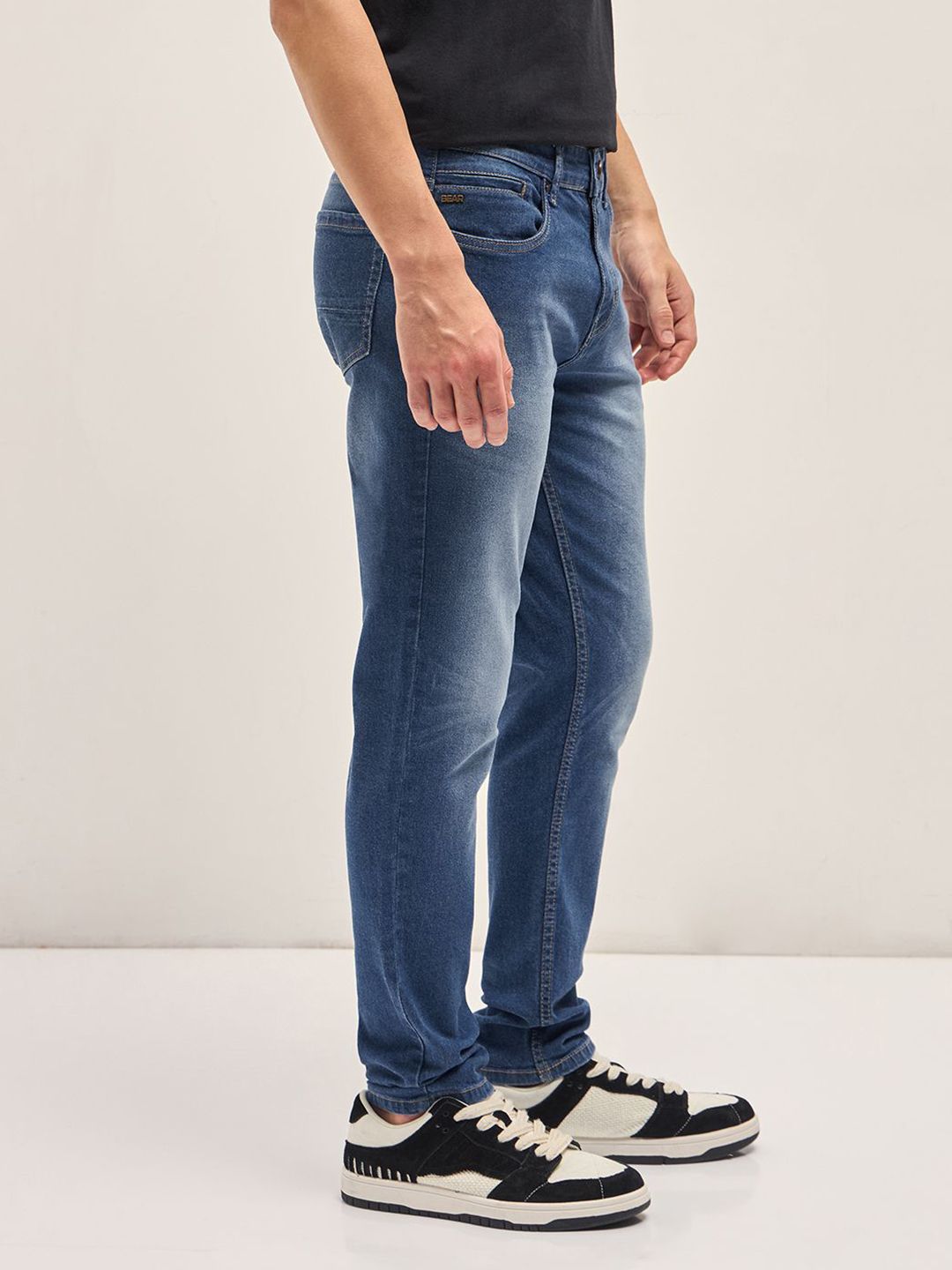 THE BEAR HOUSE Men Slim Fit Light Fade Stretchable Jeans