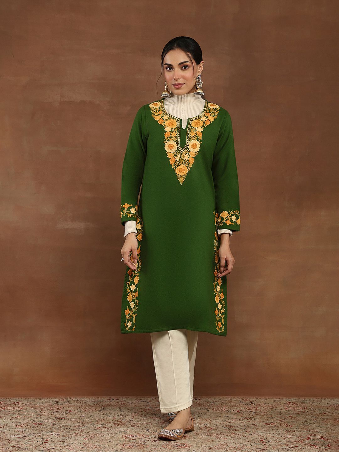 House of Chikankari Women Green Woolen Aari Sulam Kurta