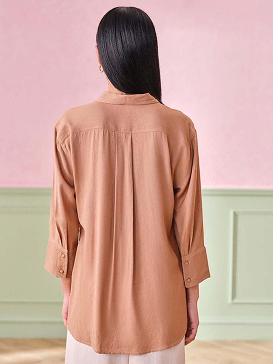 AND Women Solid Shirt Collar Top