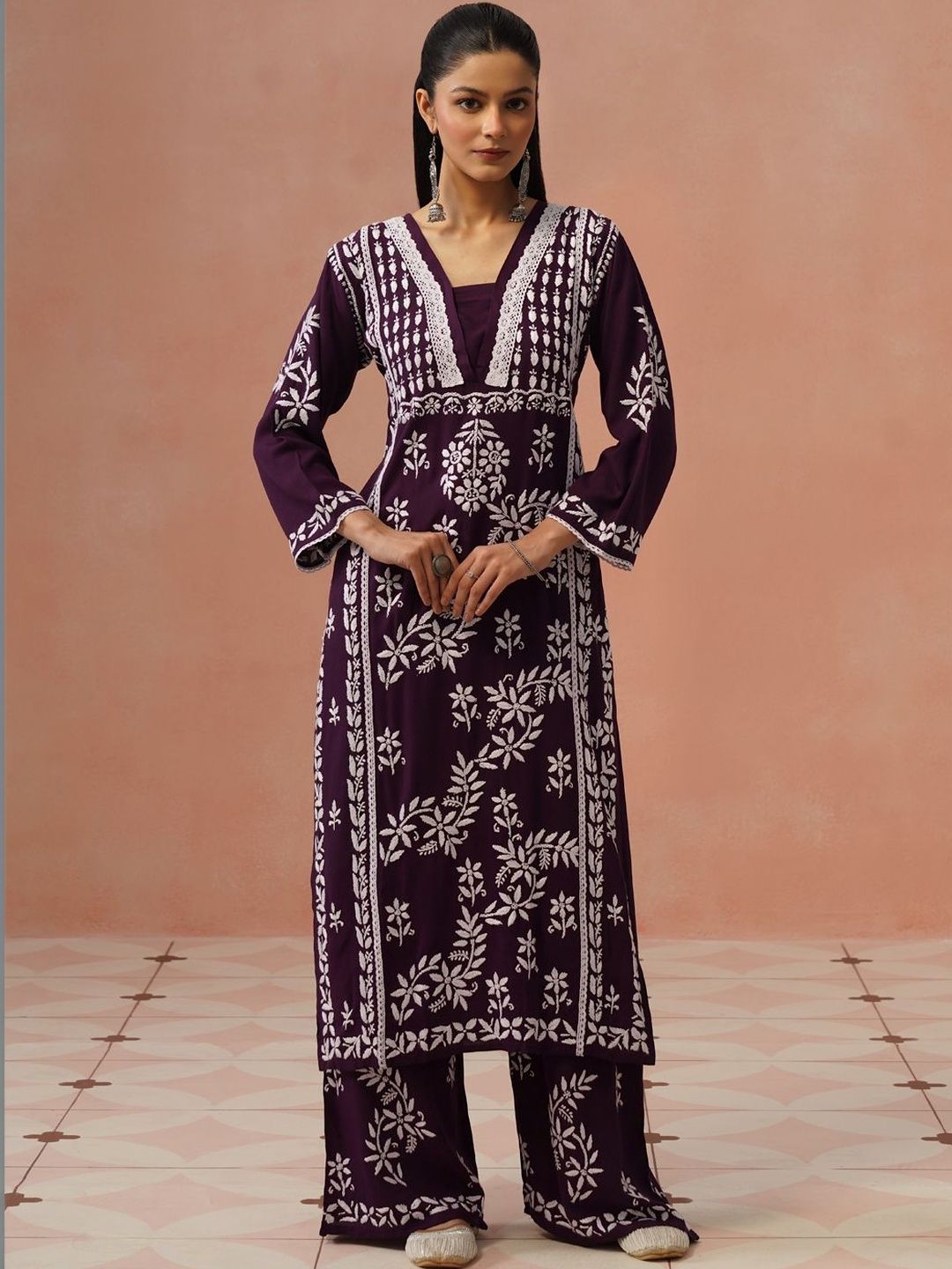 Rumah Chikankari Kurta Chikankari Biasa Wanita dengan Seluar