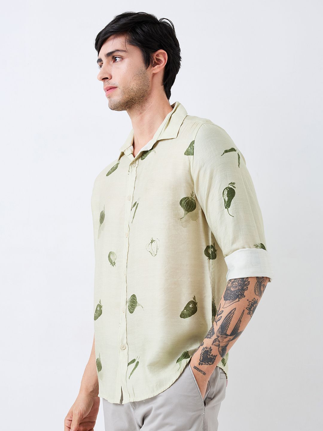 SPYKAR Men Spread Collar Conversational Printed Casual Shirt