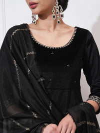 Vishudh Women Floral Embroidered Regular Kurta with Trousers & With Dupatta