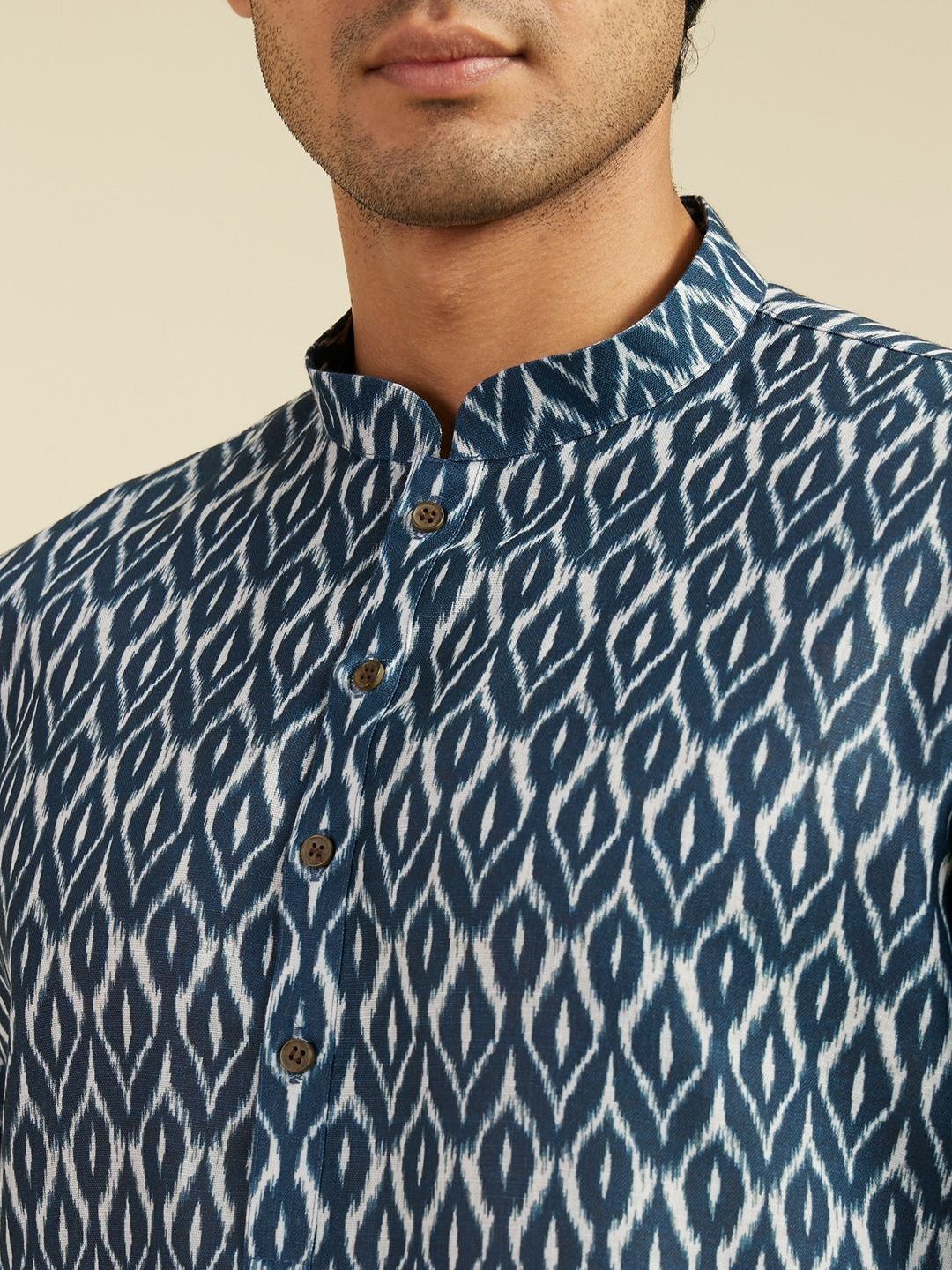 Diwas by Manyavar Geometric Printed Mandarin Collar Straight Kurta