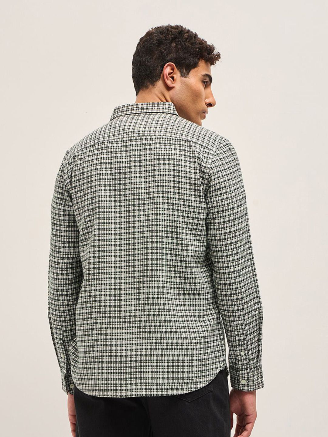 THE BEAR HOUSE Men Slim Fit Micro Checked Spread Collar Cotton Casual Shirt