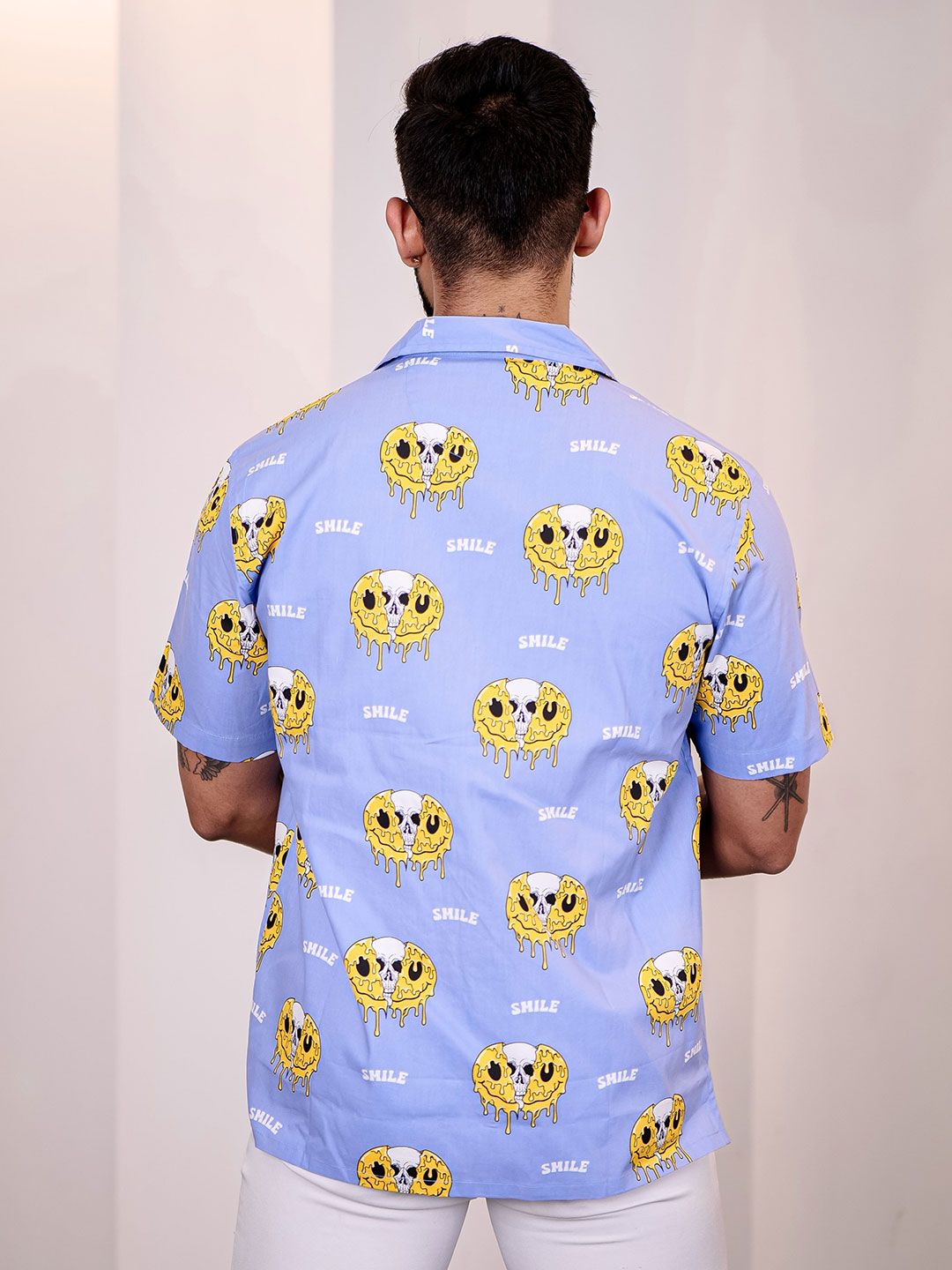 Baju Kasual Kapas Kolar Cuba Bercetak Perbualan Lelaki Eszett