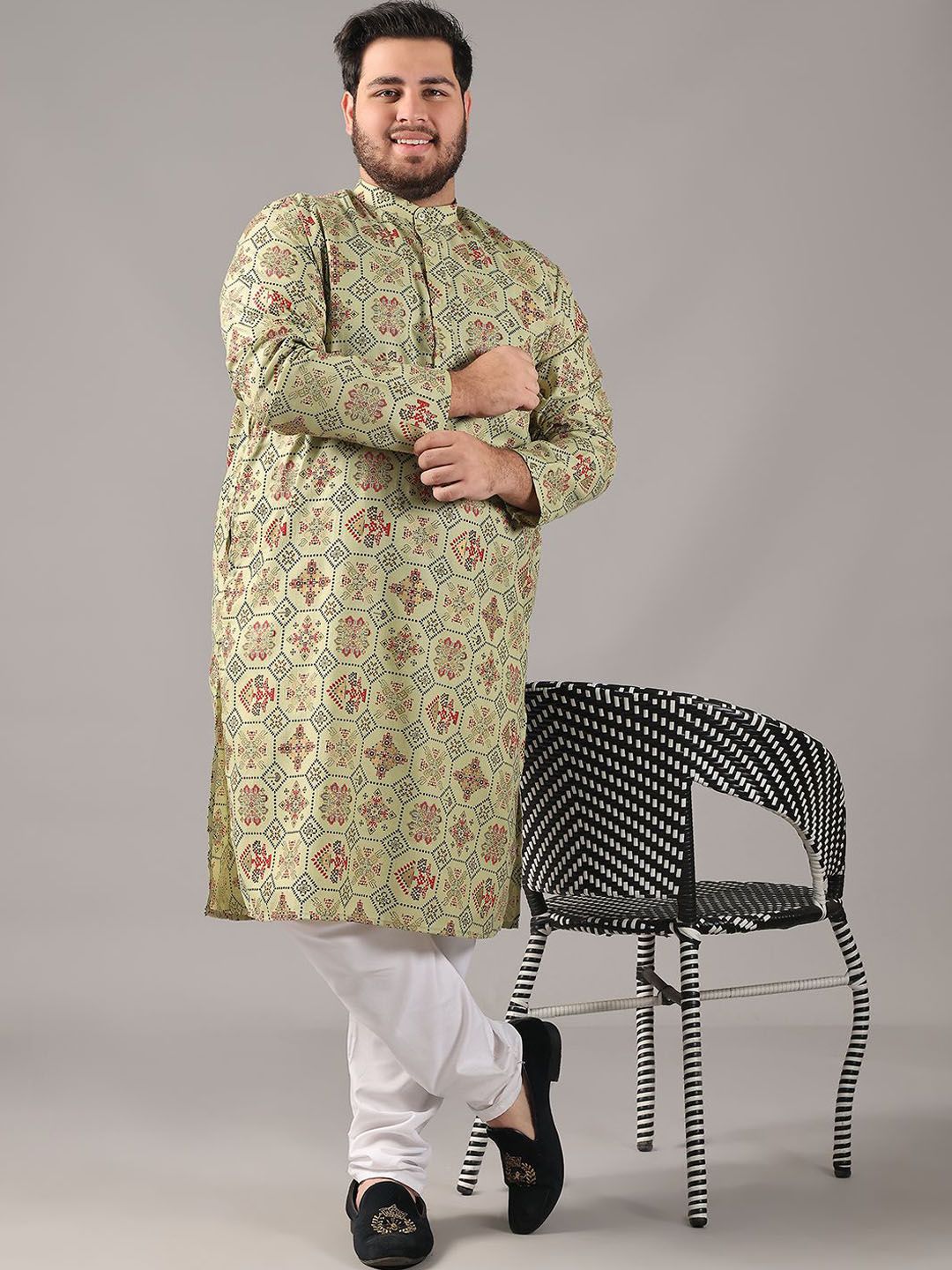 SOJANYA PLUS Plus Size Men Ethnic Motifs Printed Cotton Linen Straight Kurta With Pyjamas