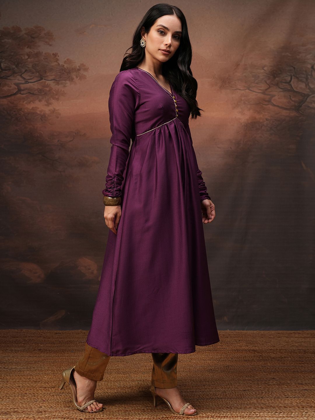 Vishudh Women V-Neck Gathered Kurta