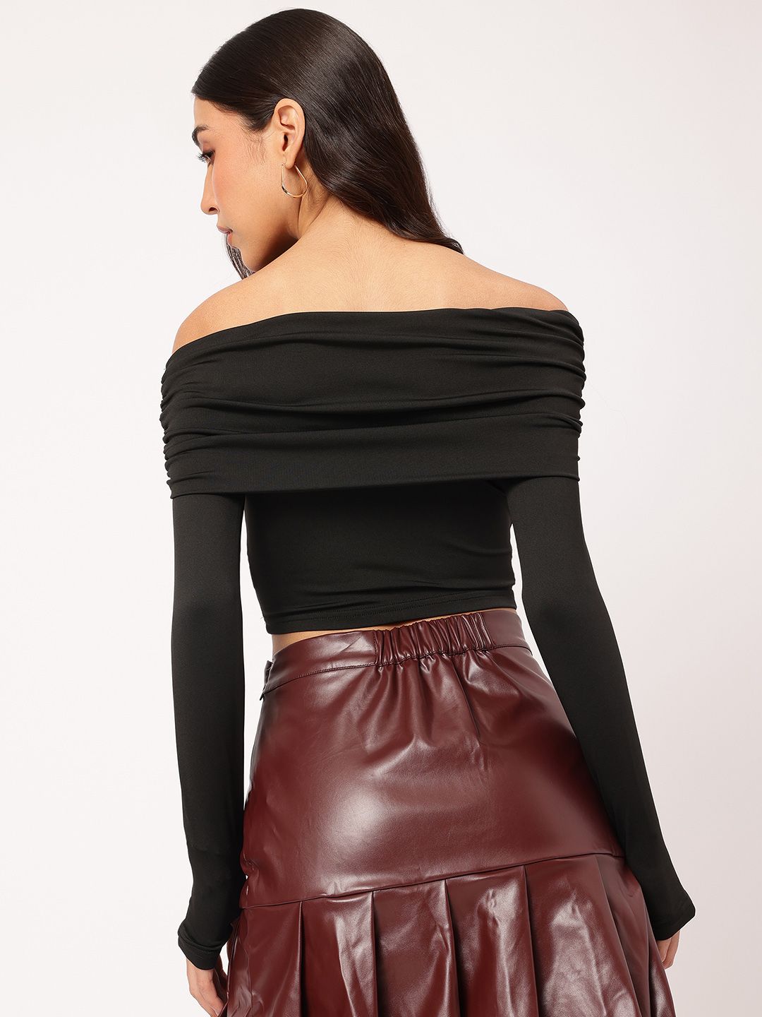 DressBerry Cute Coquette Off-Shoulder Full Sleeves Fitted Crop Top