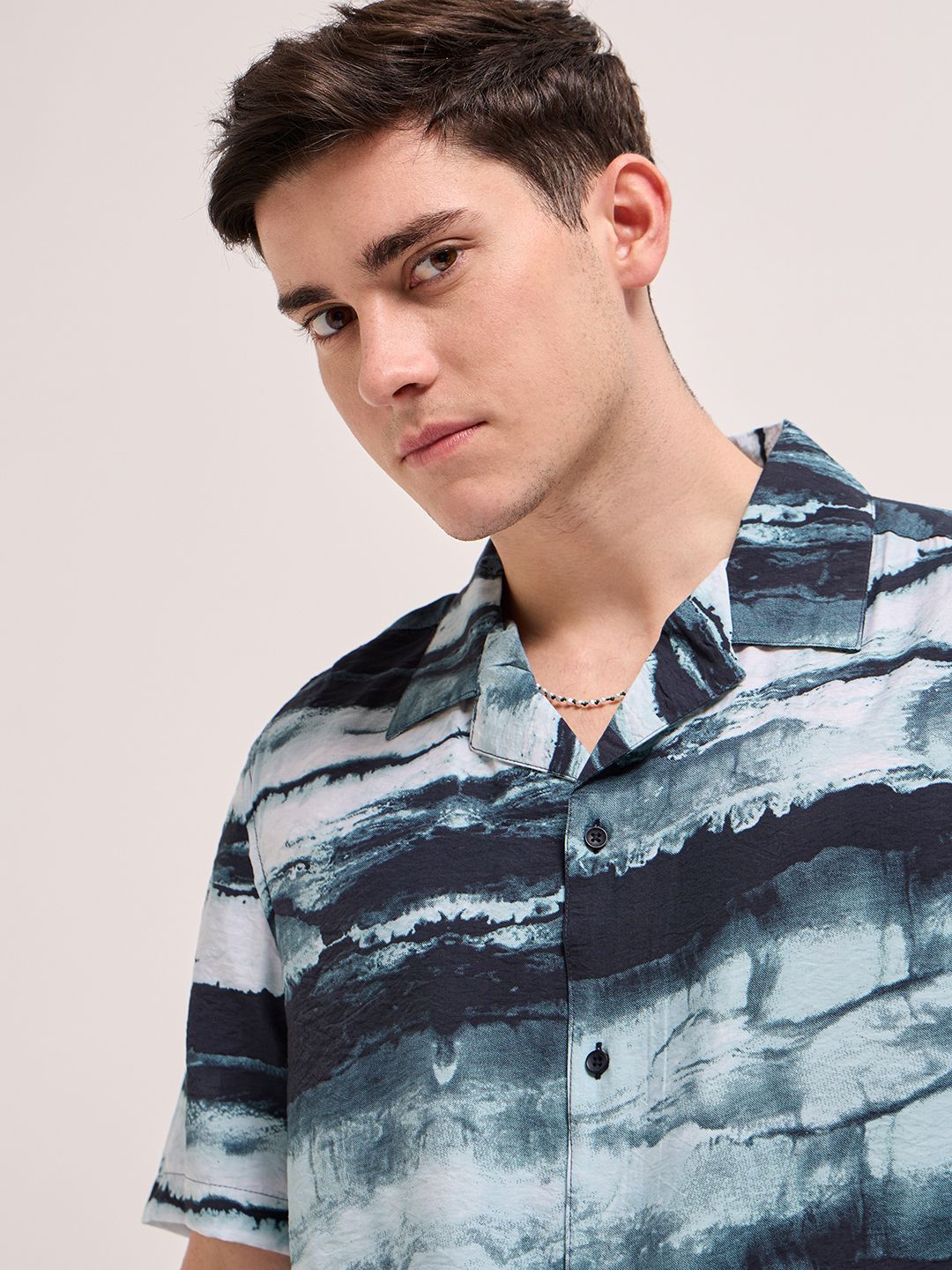 THE BEAR HOUSE Men Cuban Collar Abstract Printed Casual Shirt