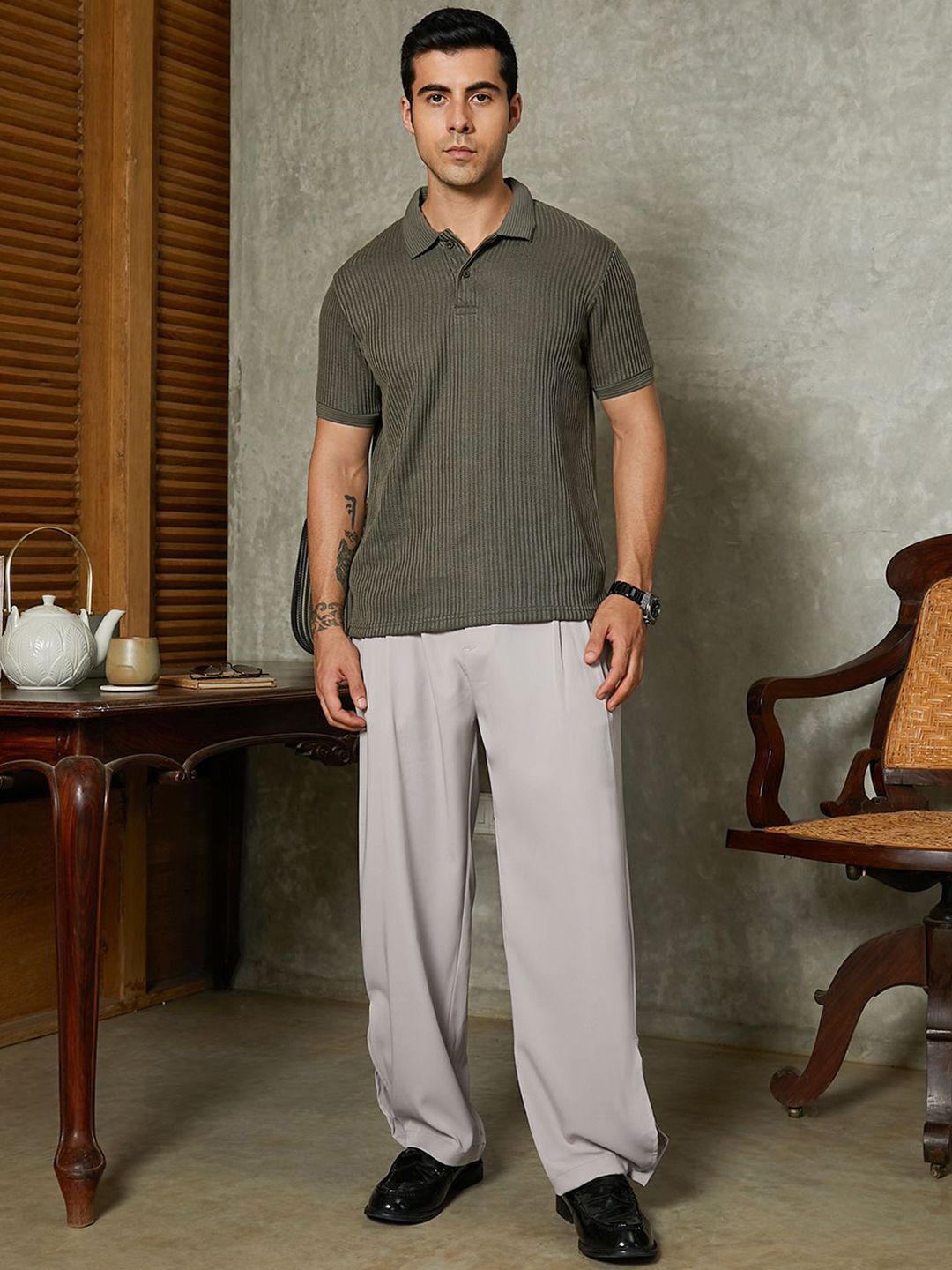 Campus Sutra Men Comfort Relaxed Fit Trousers