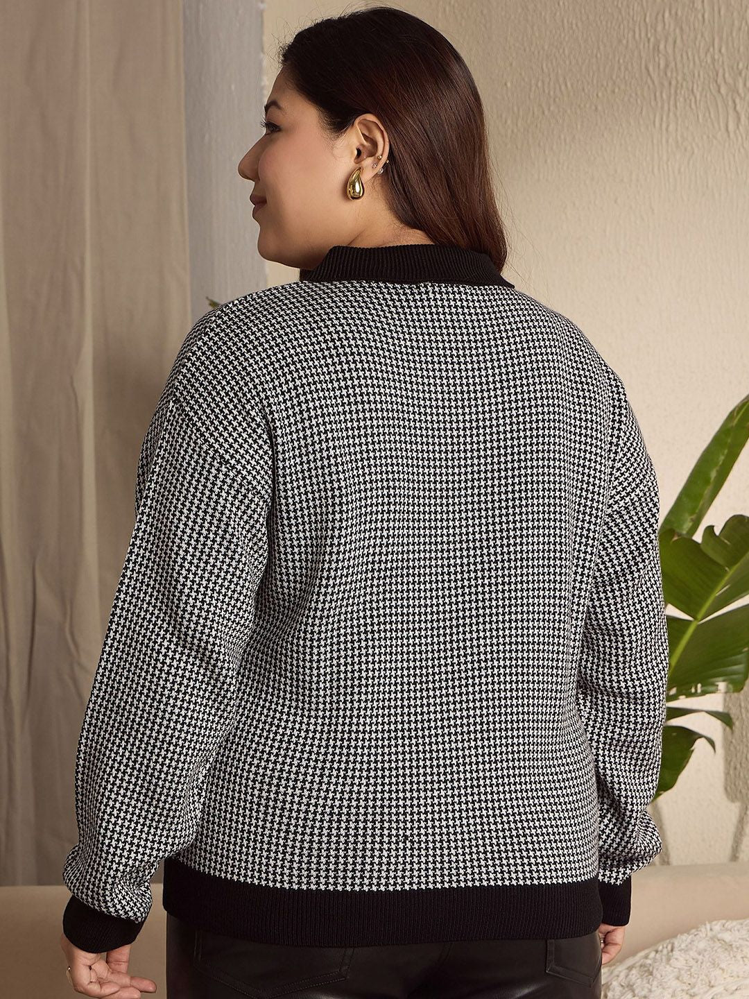 Berrylush Curve Women Printed Shirt Collar Pullover Sweater