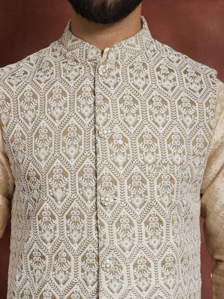 Anouk Ethnic motifs embroidered Mandarin Collar Long Sleeves Kurta Set