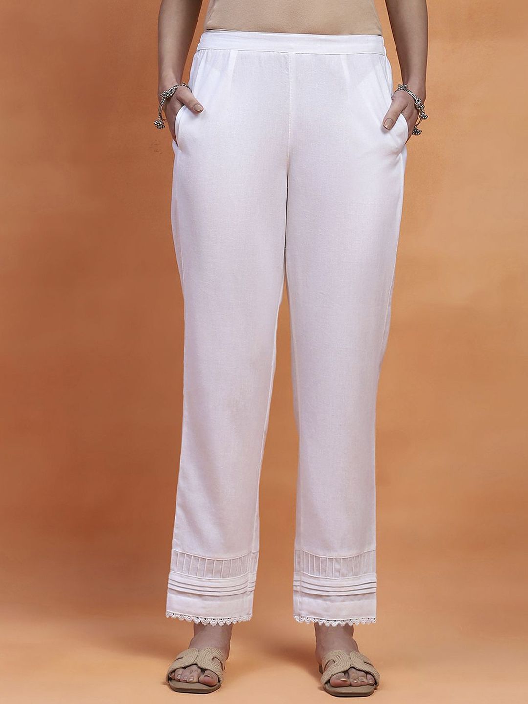 House of Chikankari Women White Cotton Solid Seluar