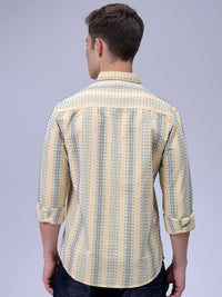 The Indian Garage Co Men Slim Fit Spread Collar Textured Cotton Casual Shirt