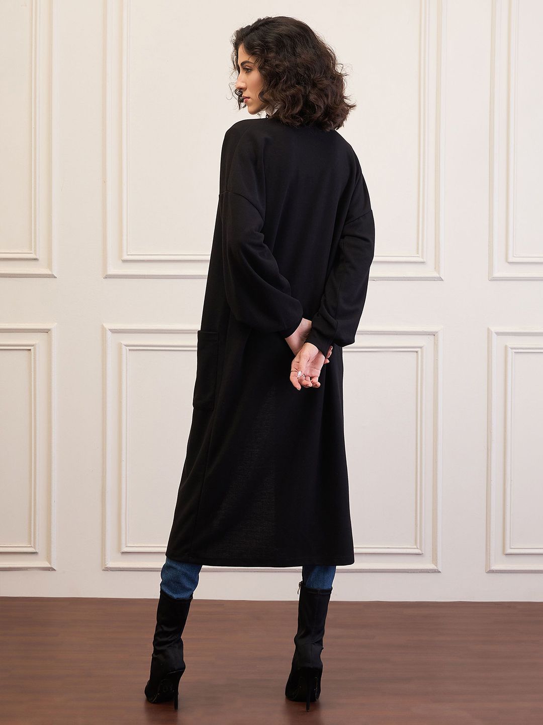 SASSAFRAS Self Design Open Front Longline Shrug