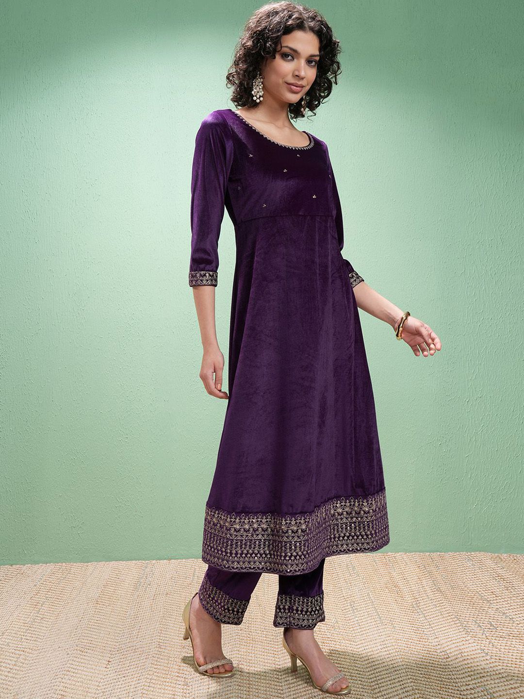 Vishudh Floral Yoke Design Zari Velvet A-Line Kurta With Trouser