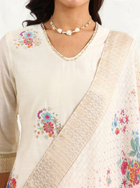 W Women Floral Printed Regular Thread Work Kurta with Trousers & With Dupatta