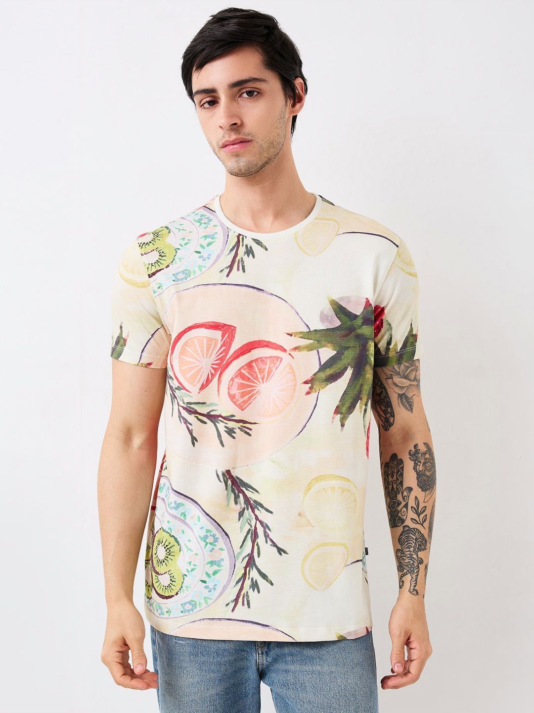 SPYKAR Men Graphic Printed Round Neck Cotton Slim Fit T-shirt