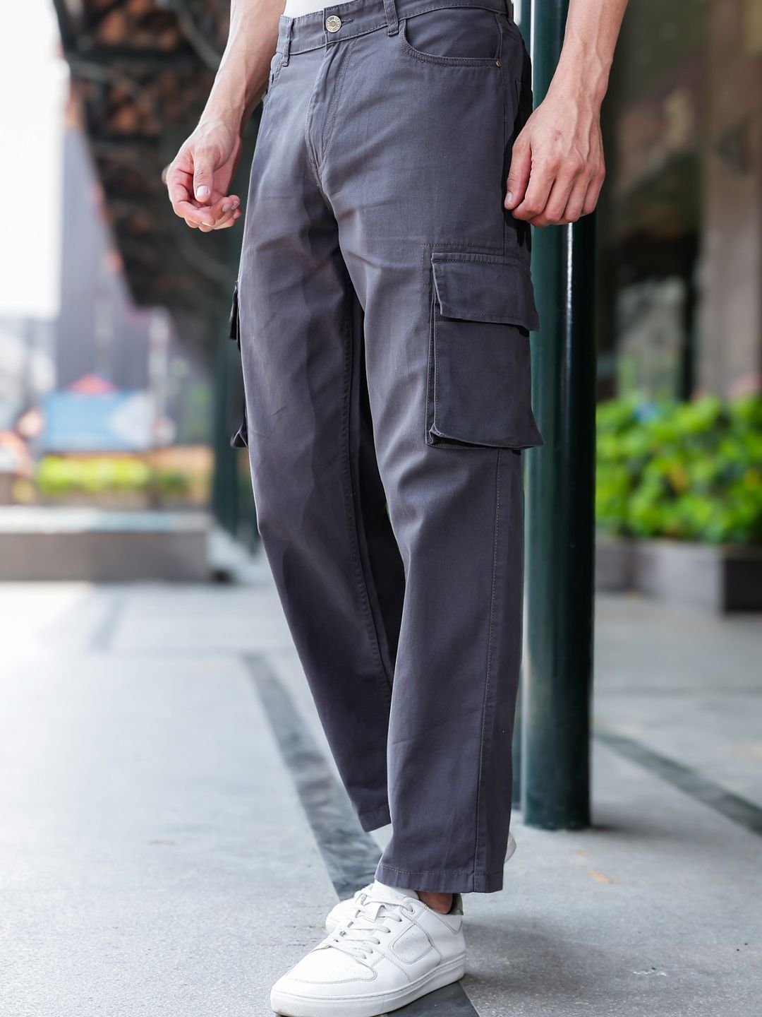 Eszett Men Easy Wash Cargos Seluar