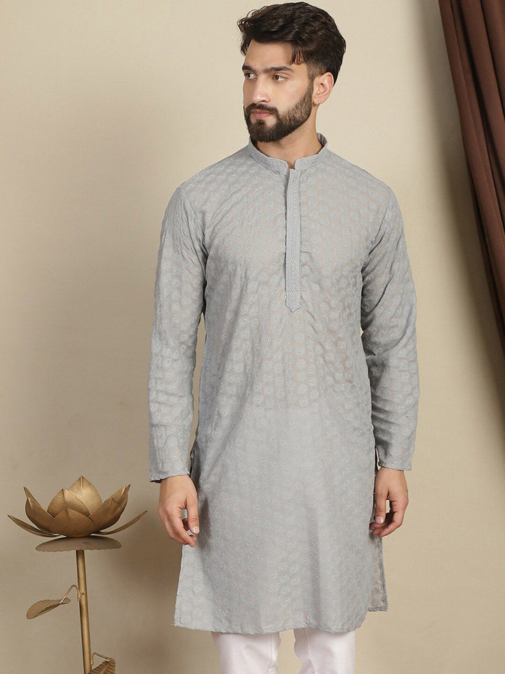 Anouk Motif Etnik Kelabu Bersulam Kolar Mandarin Lengan Panjang Kurta Benang Kapas