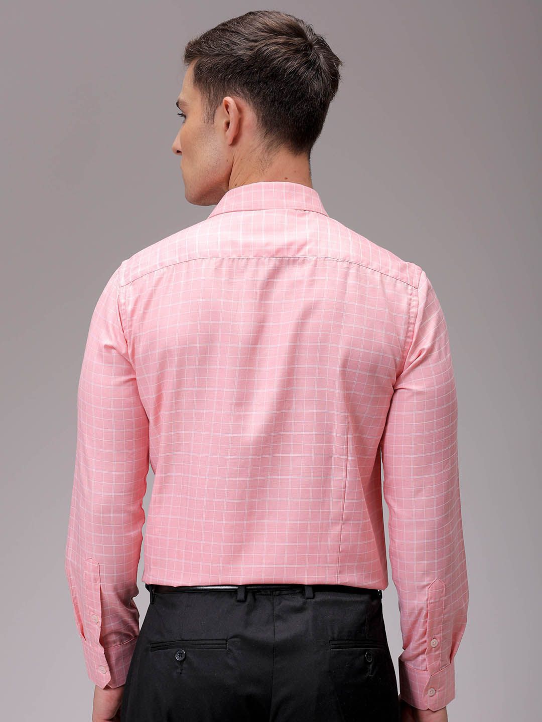 The Indian Garage Co. X Luxe Men Slim Fit Opaque Checked Formal Shirt