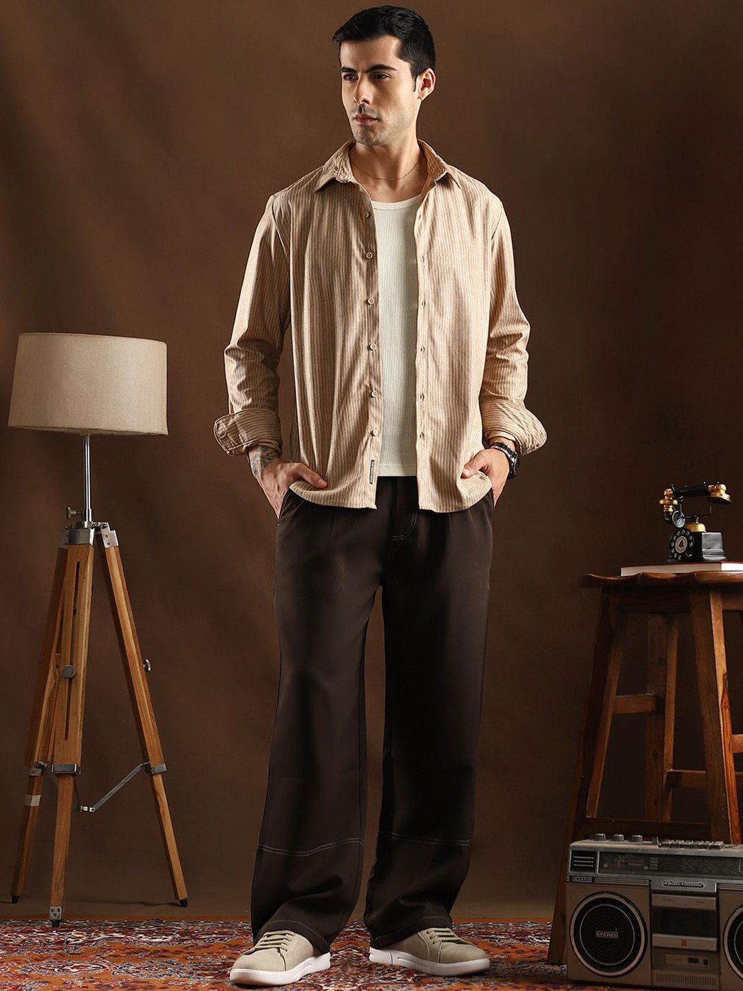 Campus Sutra Men Comfort Relaxed Fit Cotton Trousers