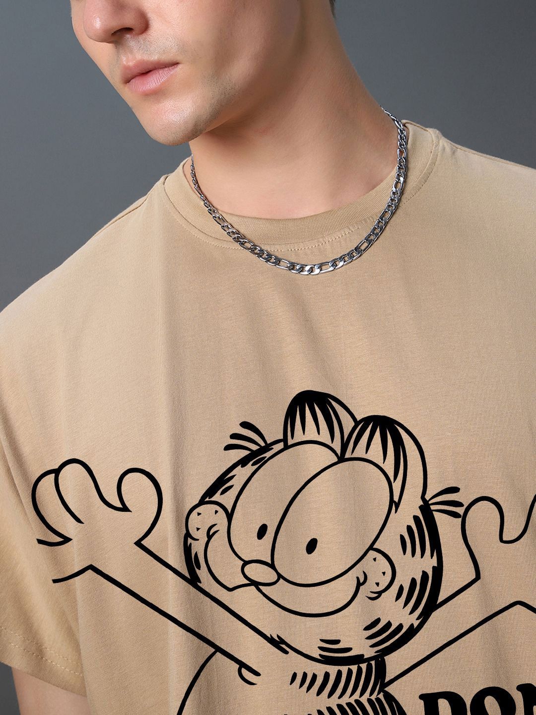 Bewakoof Men Garfield Graphic Printed Round Neck Cotton Oversized T-shirt