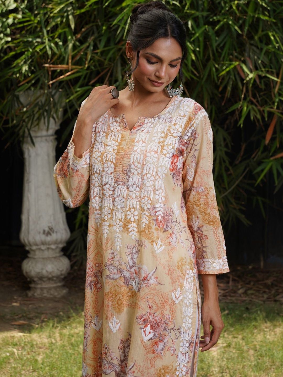 Rumah Chikankari Wanita Floral Printed Chikankari Indie Florals Kurta