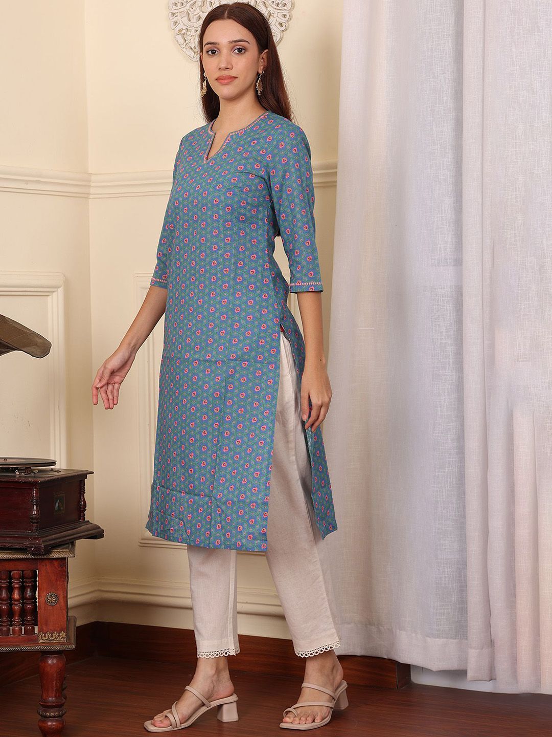 W Women Floral Printed Thread Work Kurta
