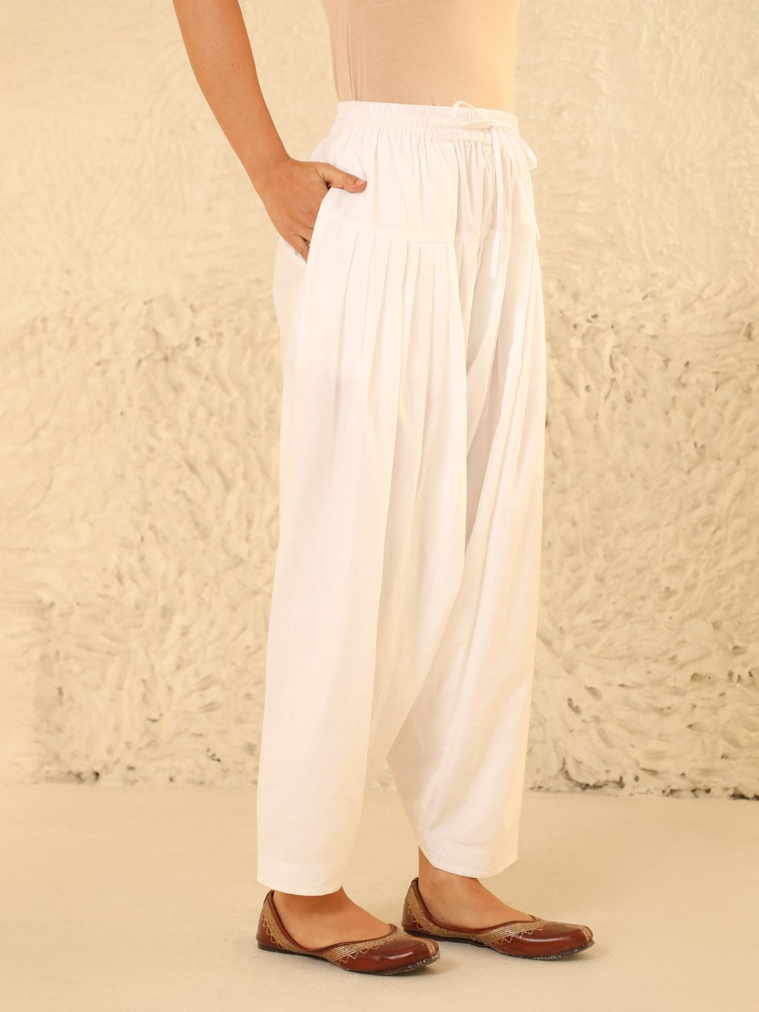 House of Chikankari Women White Cotton Solid Salwar