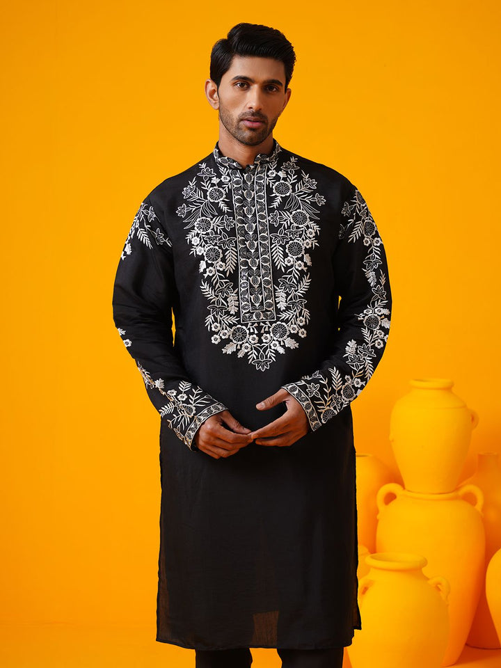 SOJANYA LUXE Kolar Mandarin Sulam Bunga Berlabuci Kurta Lurus Dengan Seluar