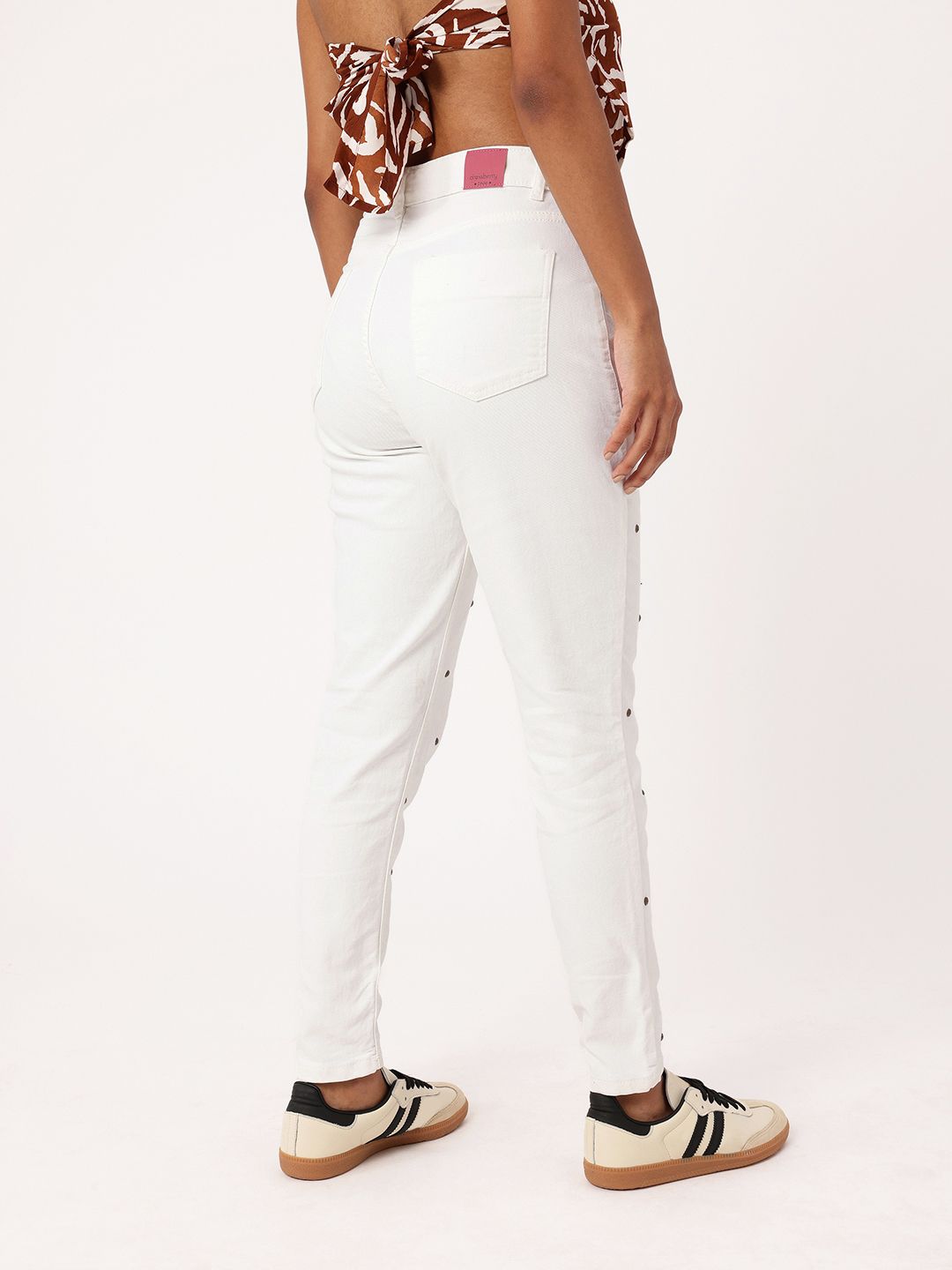 DressBerry Women Soft Edge Mom Fit Embellished Jeans